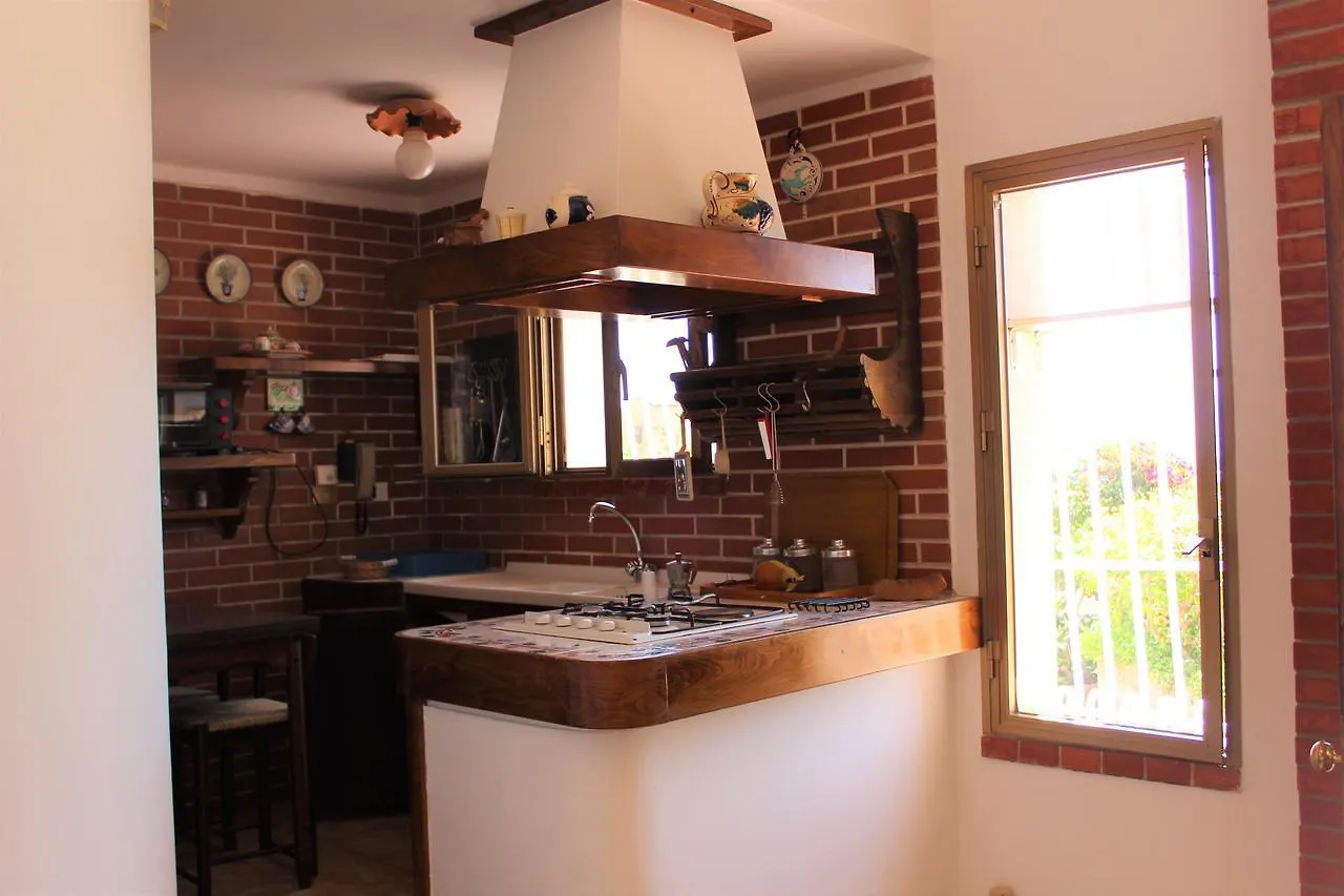 Villa 4 Palme Santa Flavia