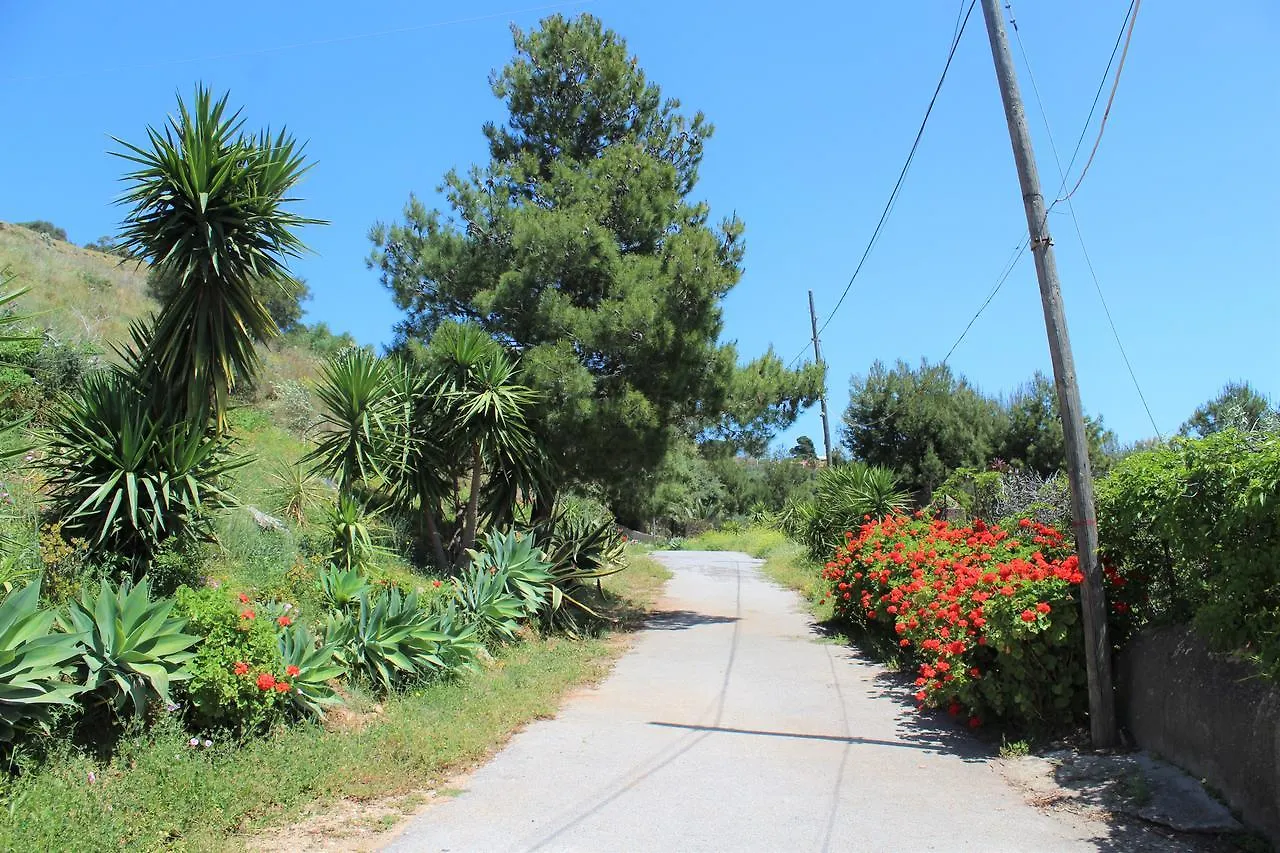 Villa 4 Palme Santa Flavia