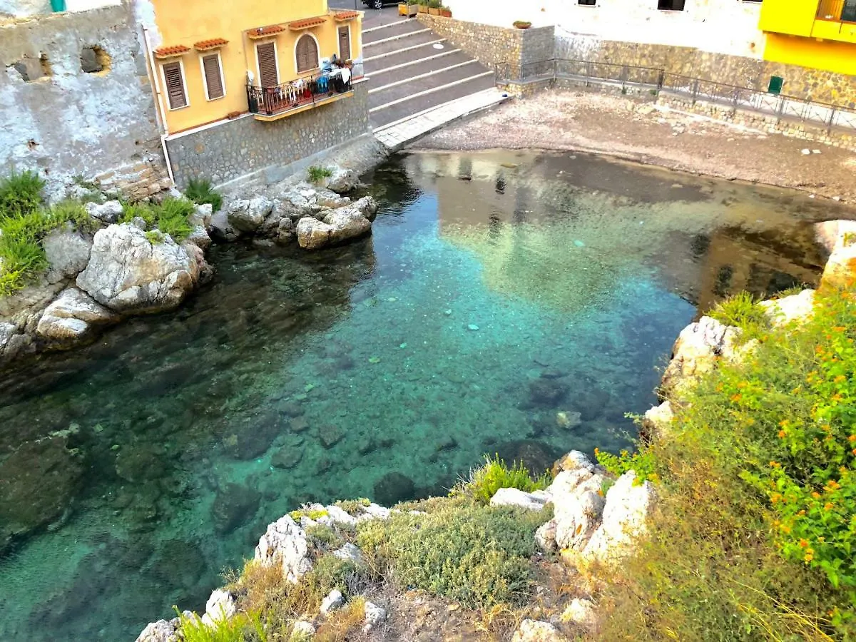 Villa 4 Palme Santa Flavia